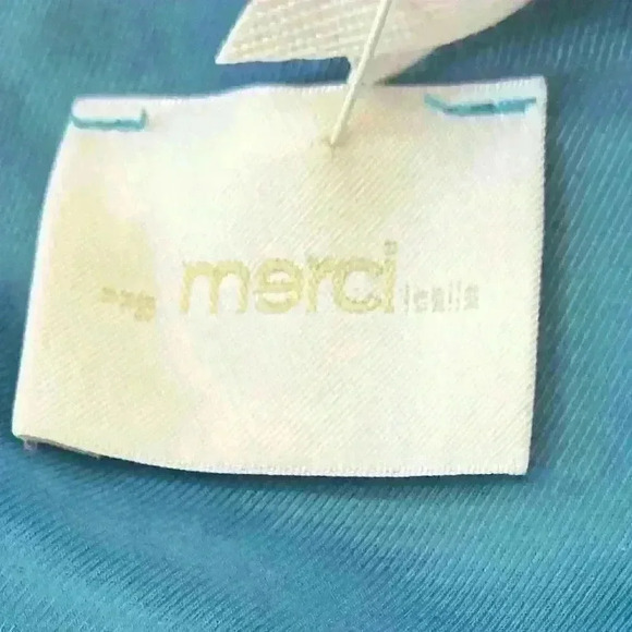 Merci Black Two Button V-Neck Black Cropped Vest Size Medium New With Tag! - Picture 5 of 7